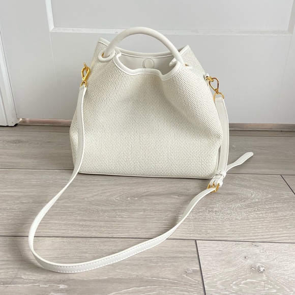 ***SOLD***Elleme Raisin Raffia Handbag in White - Picture 3 of 16